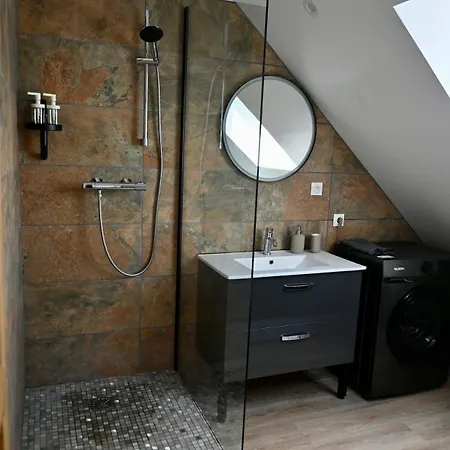 Superbe Loft Proche Troyes & Parking Facile * Arcis-sur-Aube